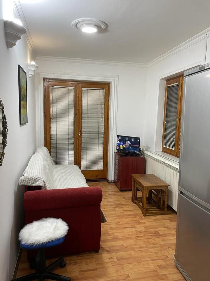 Apartment Mixa Belgrado Buitenkant foto