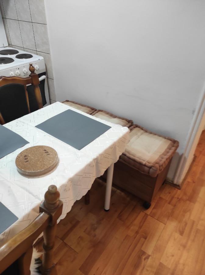 Apartment Mixa Belgrado Buitenkant foto
