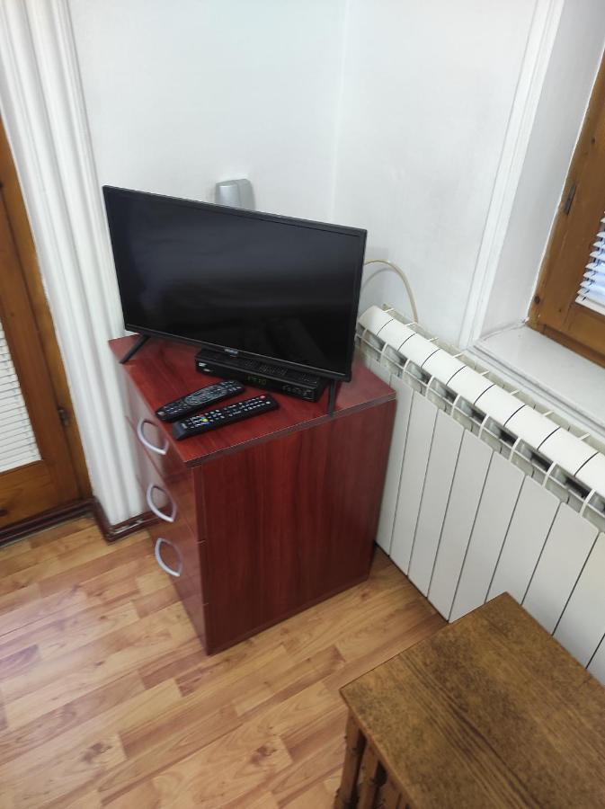 Apartment Mixa Belgrado Buitenkant foto